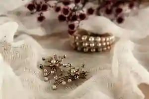 Loose diamonds and jewelry pieces for repair in Milton Ontario